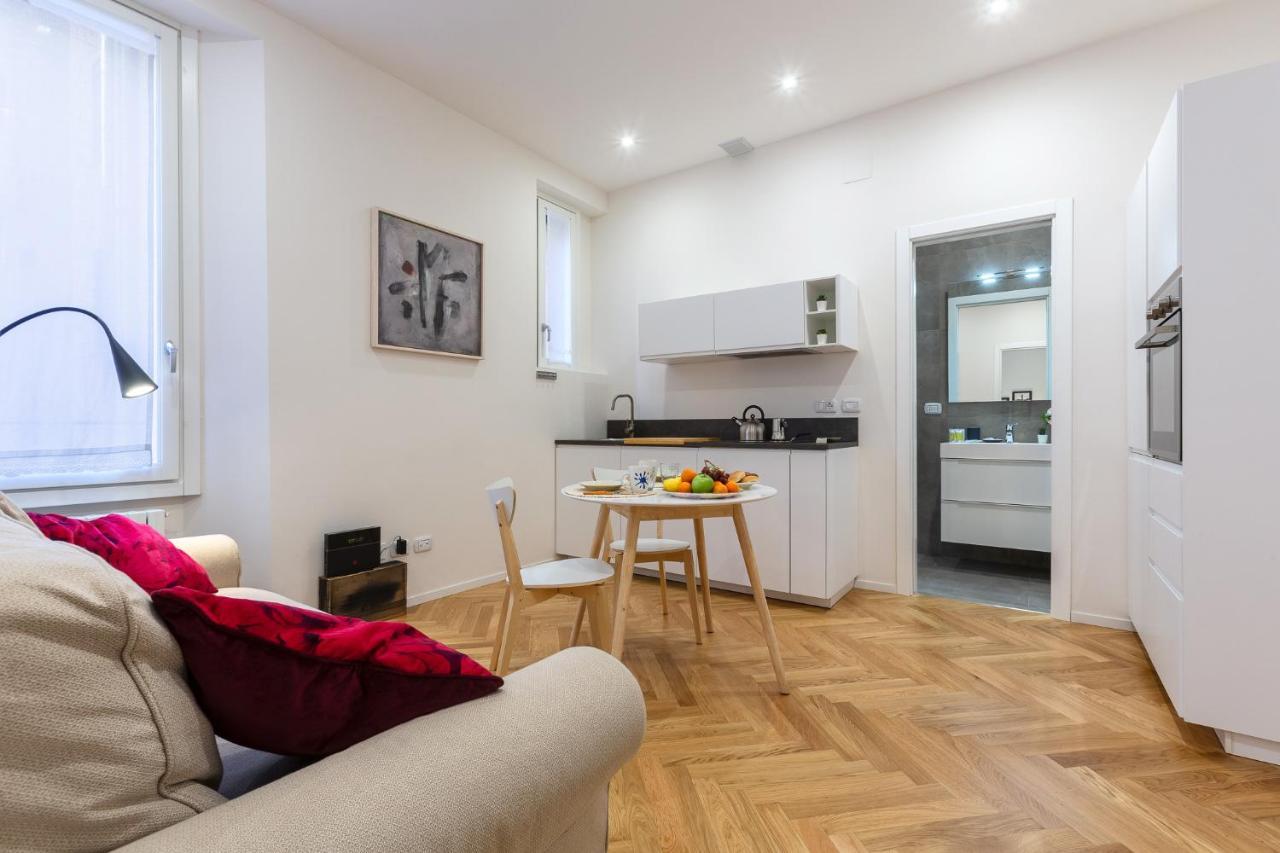Bologna Piazza Del Nettuno Apartment Zewnętrze zdjęcie